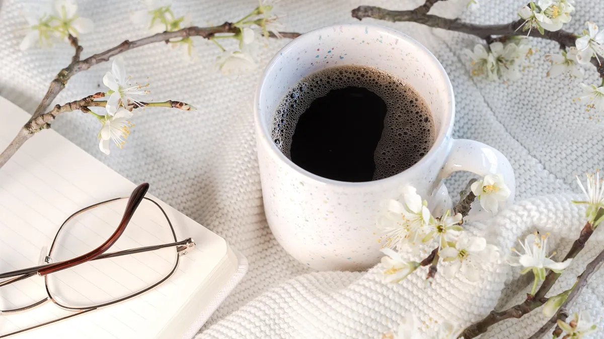 FAQ — your real questions about how to recover from burnout when you can't stop - how to recover from burnout when you can't stop - ETEO Wellness — Ava